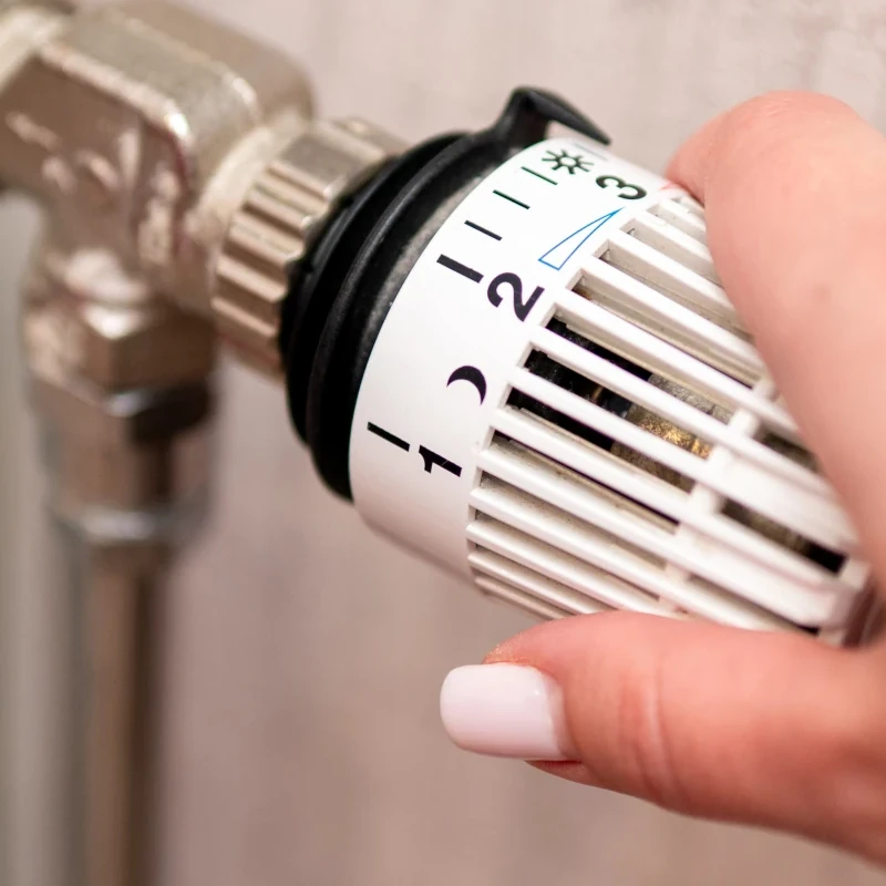 Expert heating systems and thermostatic control systems